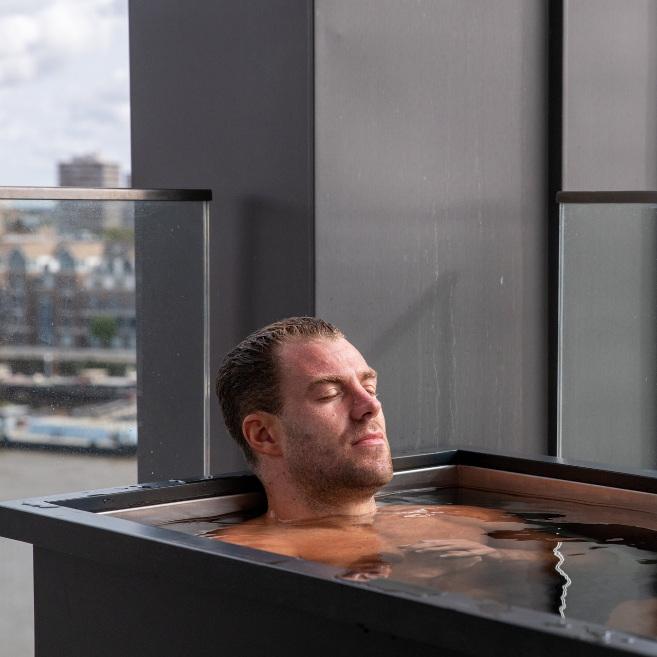 Chill Tubs Ice Bath Bradley Simmonds Photoshoot Relaxing Social Media
