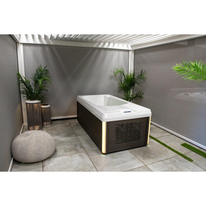 Chill Tubs Pro Ice Bath & Chiller Lifestyle with Yellow Light